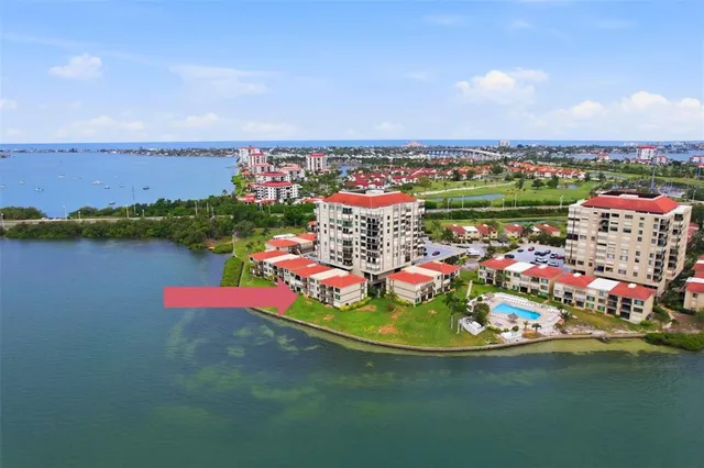 6372 PALMA DEL MAR BOULEVARD S #207, Saint Petersburg, FL 33715