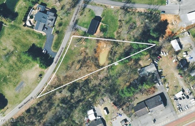 145 Claude Simmons Rd, Johnson City, TN 37604