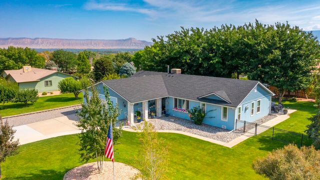138 29th Rd, Grand Junction, CO 81503