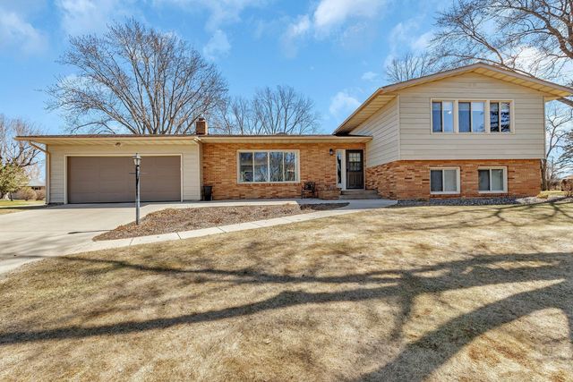 440 8th Ave N, Cold Spring, MN 56320