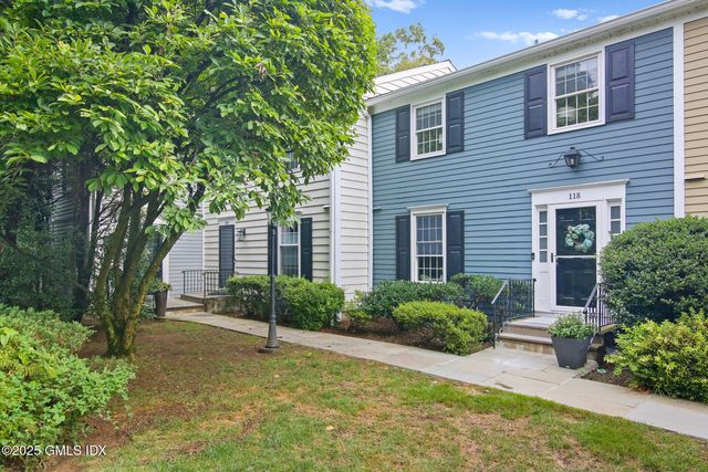 118 Greenwich Hills Dr, Greenwich, CT 06831