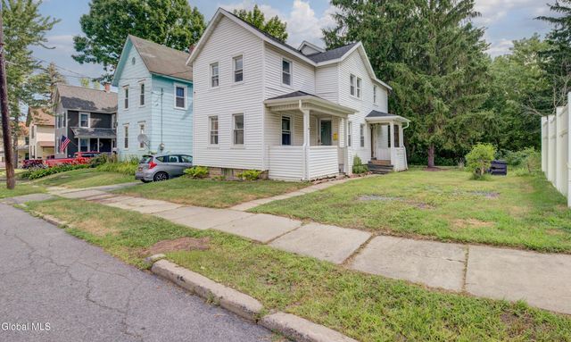 32 S Chase Street, Johnstown, NY 12095