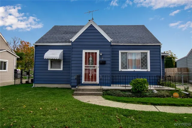 67 Carol Dr, Buffalo, NY 14215