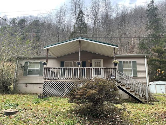 738 Right Fork Of Island Crk, Pikeville, KY 41501
