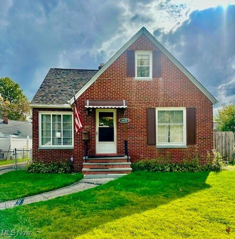 5415 Pelham Dr, Cleveland, OH 44129