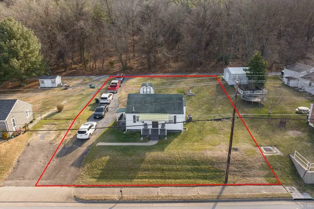 948 S  Delphine Ave, Waynesboro, VA 22980
