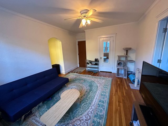 15 Governors Ave  #10, Medford, MA 02155