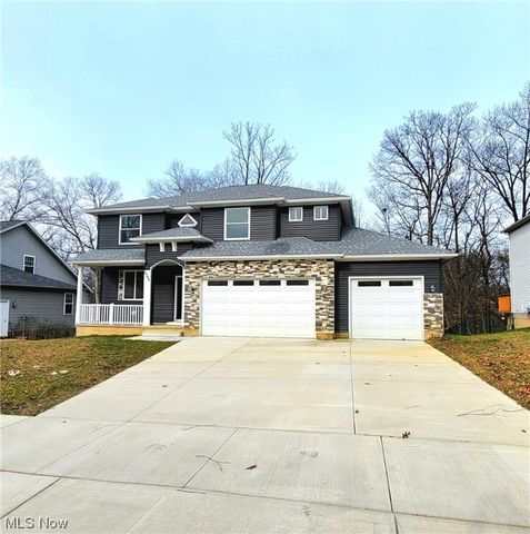 6396 Valley Ranch Dr, Cleveland, OH 44137