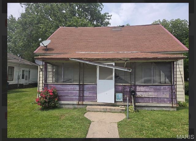 308 Cleveland St, Charleston, MO 63834
