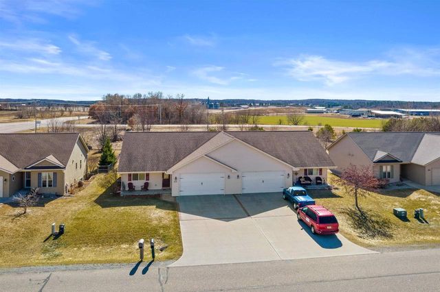 515 RED TAIL DRIVE, Amherst, WI 54406