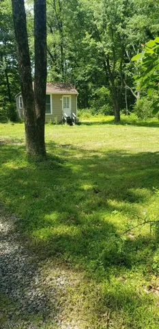 54 Ridge Road, Hopewell, NJ 08525
