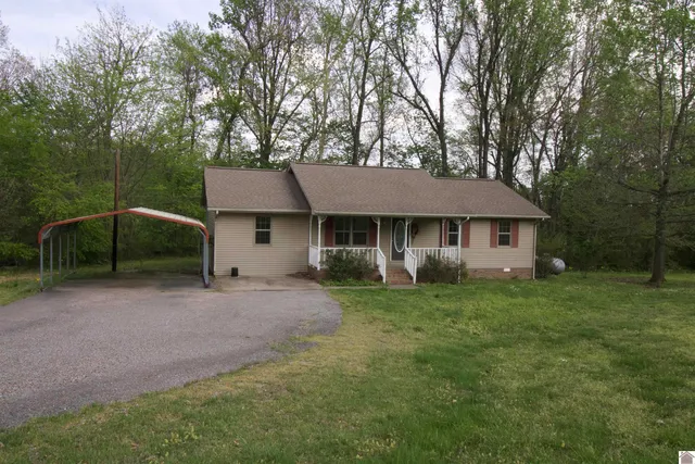 98 County Road 1054, Bardwell, KY 42023