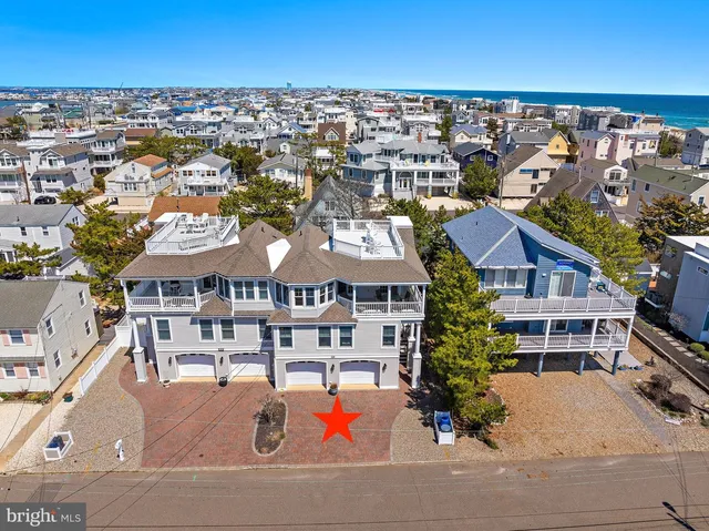 13 E  41st St #B, Brant Beach, NJ 08008