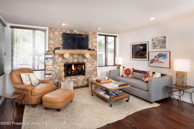 135 Carriage Way #32, Snowmass Village, CO 81615