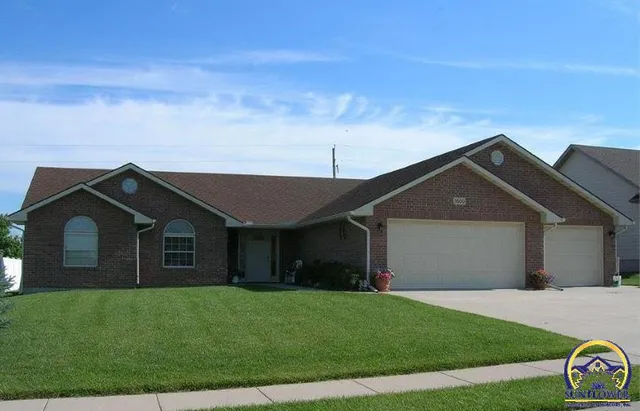 3600 Whitetail Ln, Emporia, KS 66801