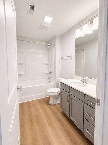 102 Lakewood Ave, Charlotte, NC 28208