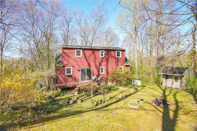 6192 Indian Creek Rd, Zionsville, PA 18092