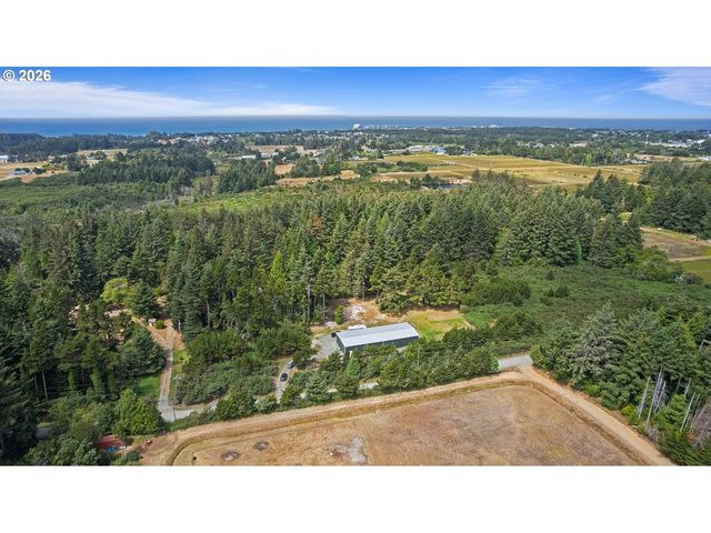 54404 Chandler Rd, Bandon, OR 97411