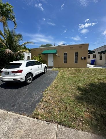 1670 Harding St, Hollywood, FL 33020