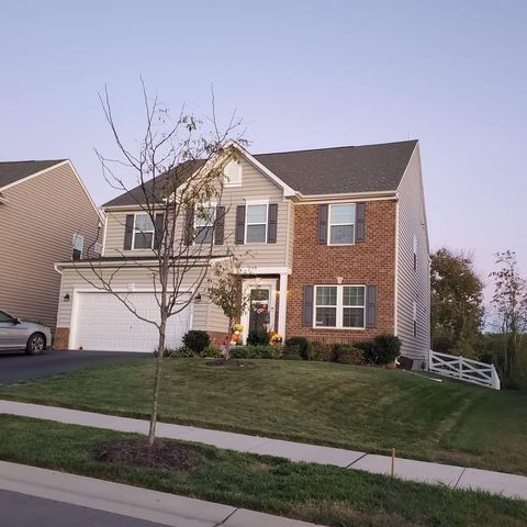 9315 Morning Walk Dr, Hagerstown, MD 21740