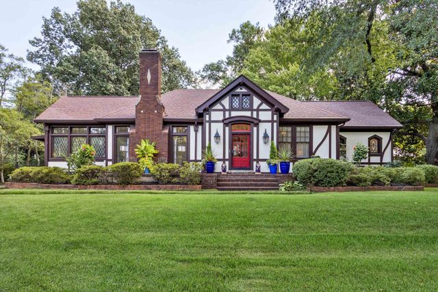 618 Center Dr, Memphis, TN 38112
