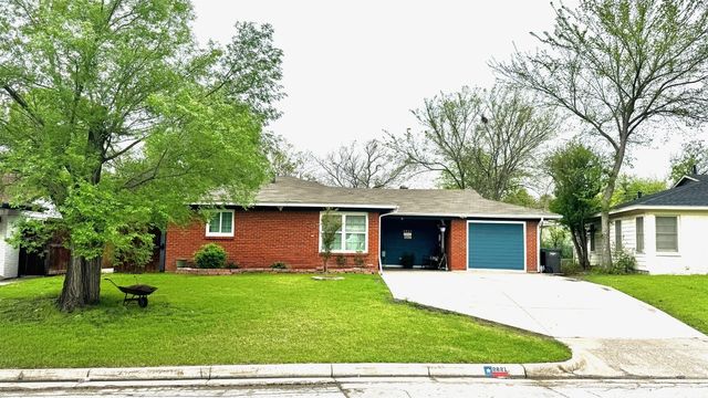 2821 W  Fuller Ave, Fort Worth, TX 76133