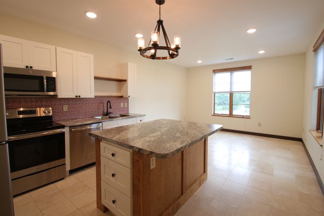 3114 S  Sare Rd, Bloomington, IN 47401