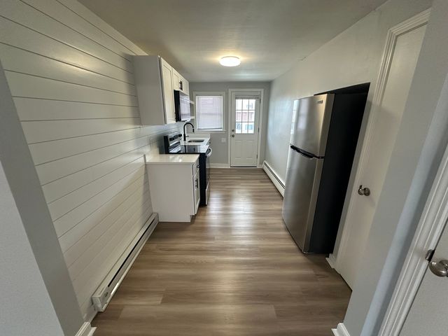 44 B St #1, Hull, MA 02045