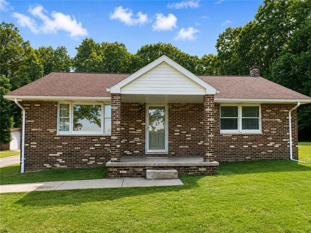 188 Webb Rd, Butler, PA 16001