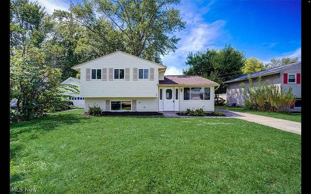 6300 Olive Ave, North Ridgeville, OH 44039