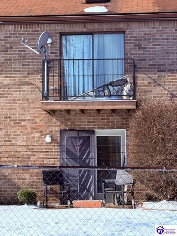 1926 Goldsmith Ln #103, Louisville, KY 40218