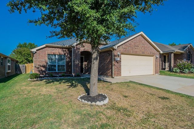 9033 Heartwood Dr, Fort Worth, TX 76244