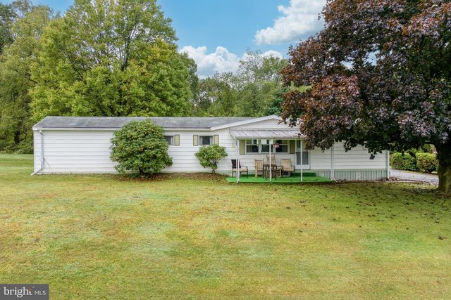 38 Fitterling Rd, Mohnton, PA 19540