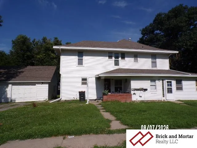 823 Market St #4, Beatrice, NE 68310
