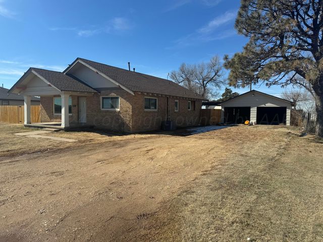 8315 Cole Rd, Pampa, TX 79065