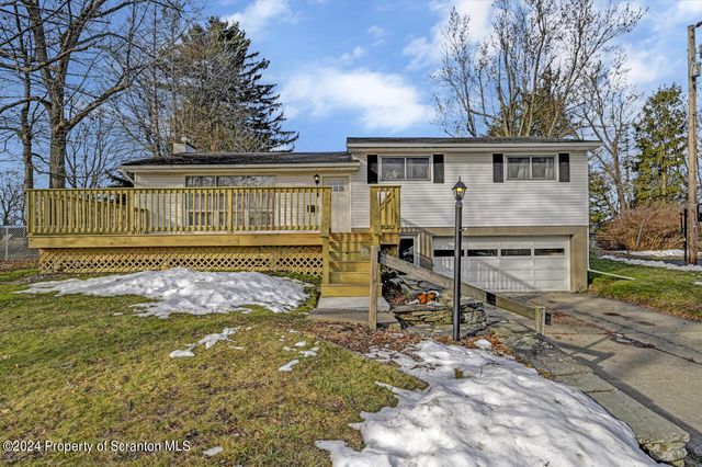2 Spring Dr, Clarks Green, PA 18411