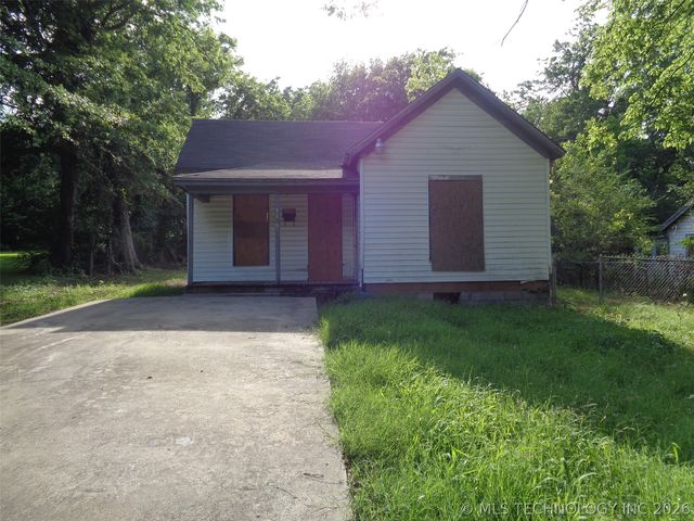 316 S  5th St, Eufaula, OK 74432