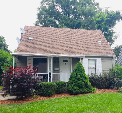 3300 Edgeworth St, Ferndale, MI 48220