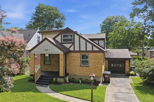 7149 Garden Rd, Cincinnati, OH 45236