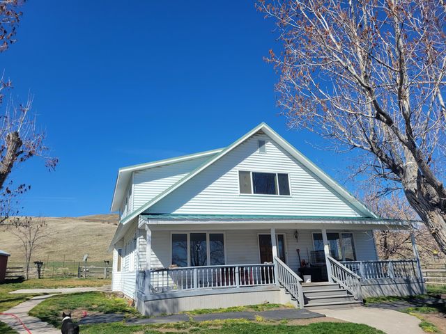 39042 Clover Flat, Paisley, OR 97636