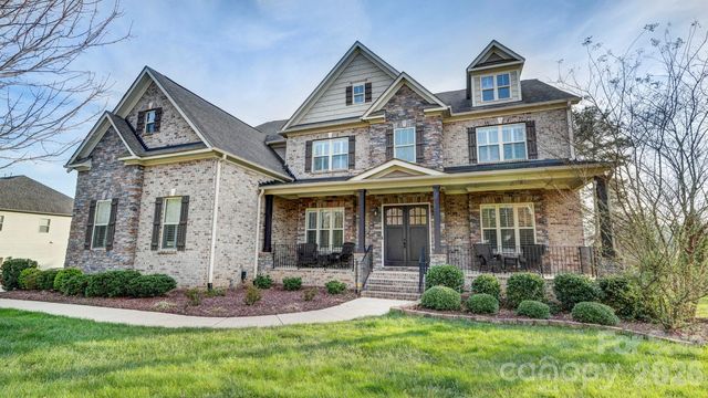 2708 Runyon Ct, York, SC 29745