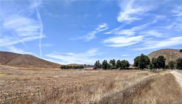 Stowe Rd, Winchester, CA 92596