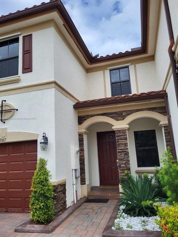3367 W  90th St, Hialeah, FL 33018