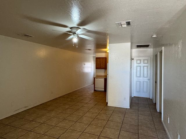 4120 N  Montezuma Dr #B, Eloy, AZ 85131