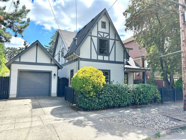 7906 N  Newman Ave, Portland, OR 97203