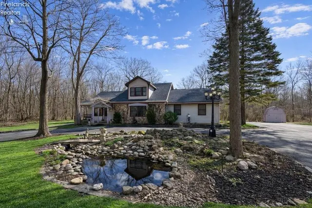 3761 N  Hampton Rd, Pt Clinton, OH 43452