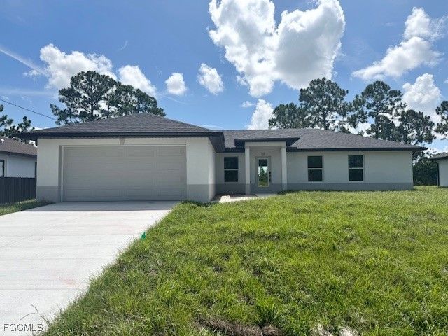 1049 Joponica Ave S, Lehigh Acres, FL 33974