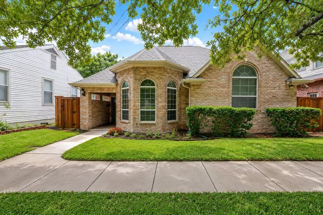 3332 W  4th St, Fort Worth, TX 76107
