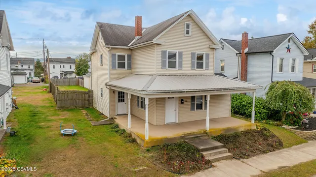 310 E  6th St, Berwick, PA 18603