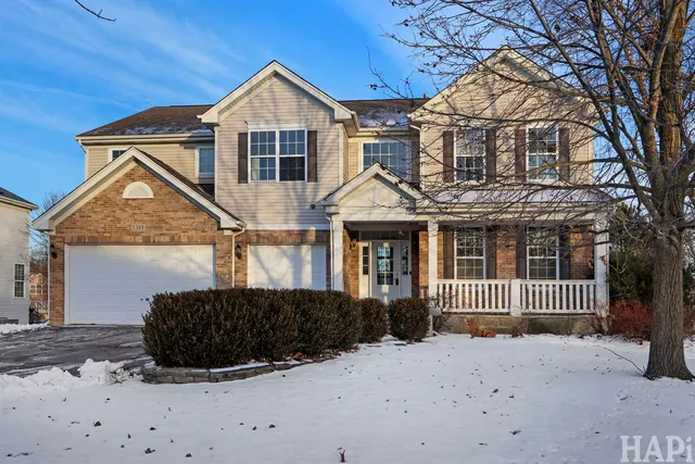 1385 Caribou Ln, Hoffman Estates, IL 60192